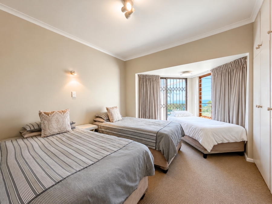 4 Bedroom Property for Sale in Lower Robberg Western Cape